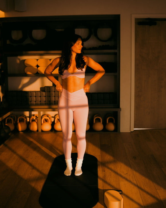 Powder Rose Crossover Leggings