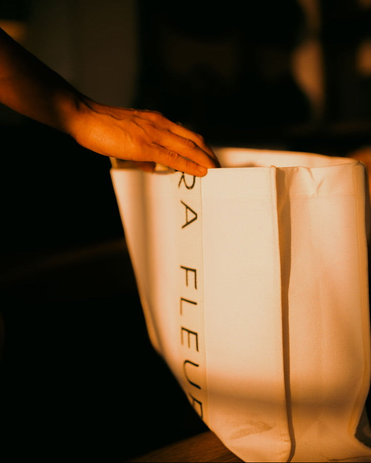 Signature Fleura Tote